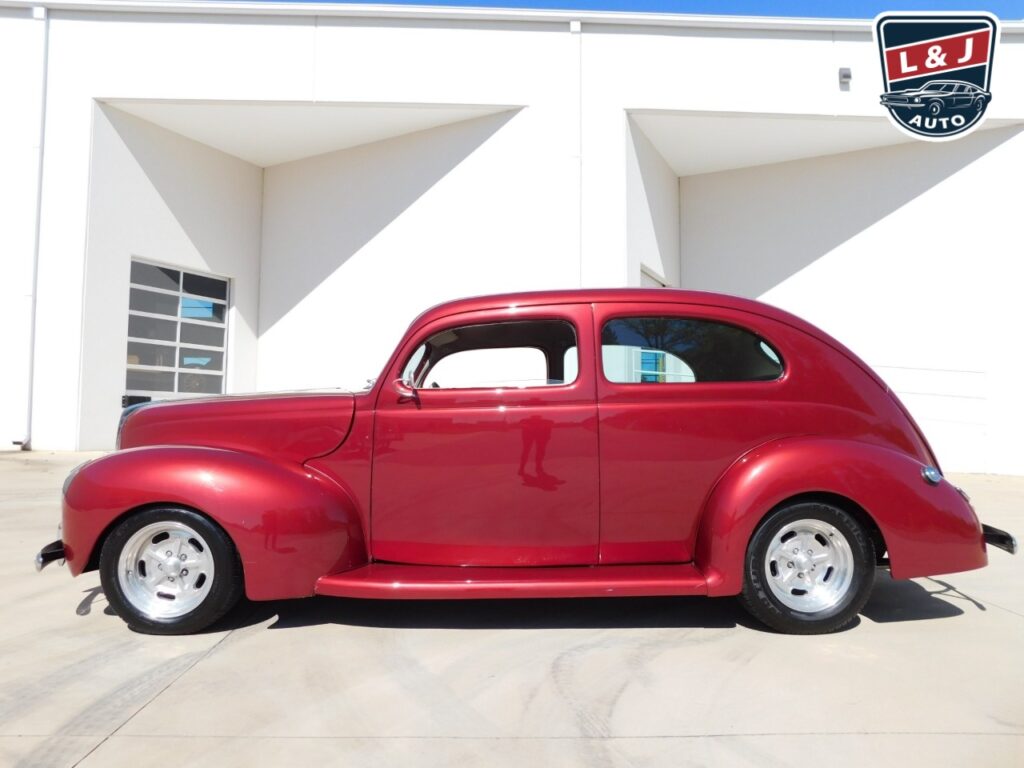 1940 Ford Deluxe