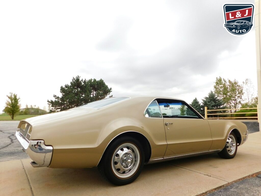1967 Oldsmobile Toronado